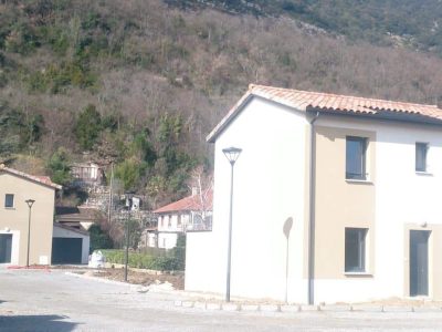 zoom sur l'une des villas du projet de construction de 10 villas "les baraques"